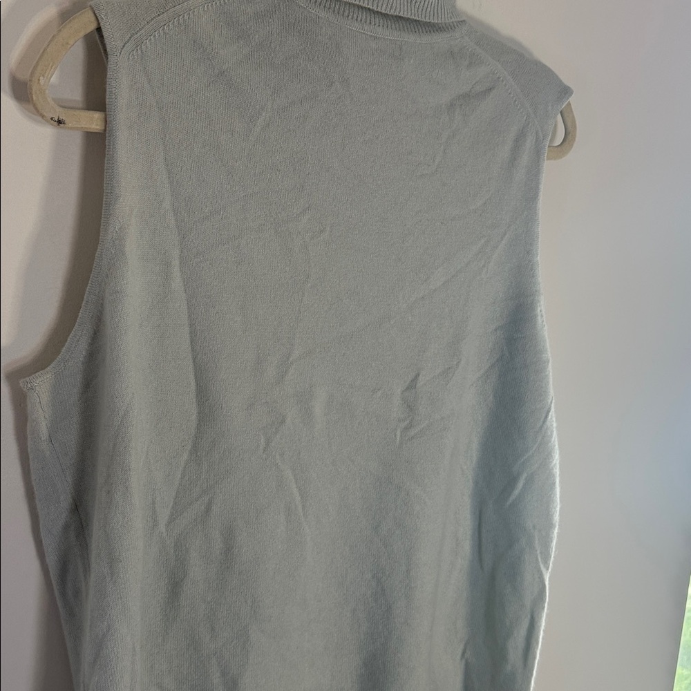 Dana Buchman 100% Cashmere Sleeveless Turtleneck Sweater Light Blue Women’s - Picture 8 of 14